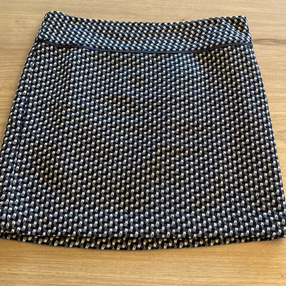 Loft wool skirt